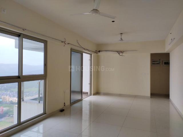 3 BHK Apartment in Kandivali East for resale Mumbai. The reference number is 20406033