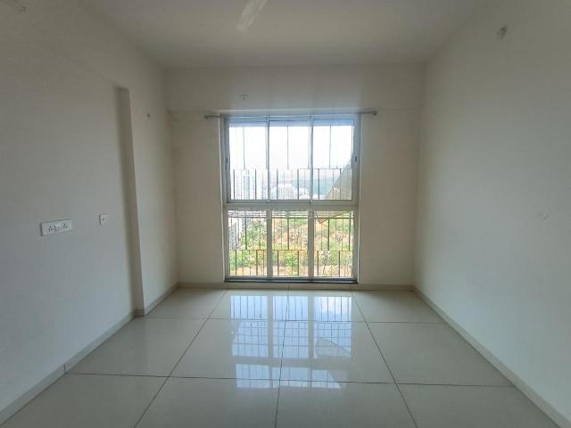 3 BHK Apartment in Kandivali East for resale Mumbai. The reference number is 20443551