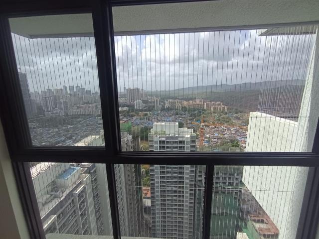 3 BHK Apartment in Kandivali East for resale Mumbai. The reference number is 20469748