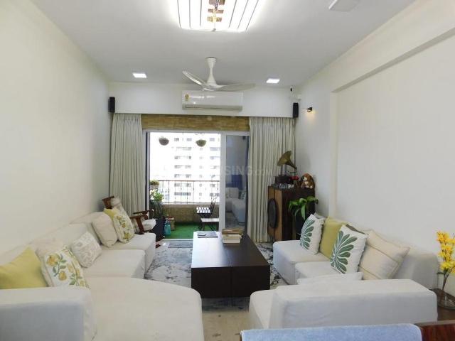 3 BHK Apartment in Kandivali East for resale Mumbai. The reference number is 20624000