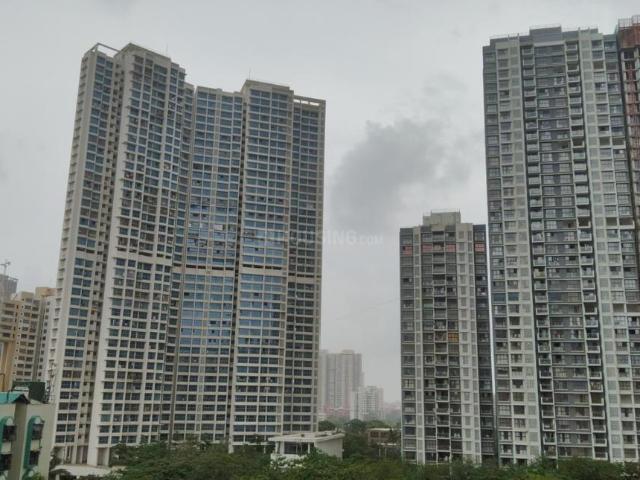 3 BHK Apartment in Kandivali East for resale Mumbai. The reference number is 20717856