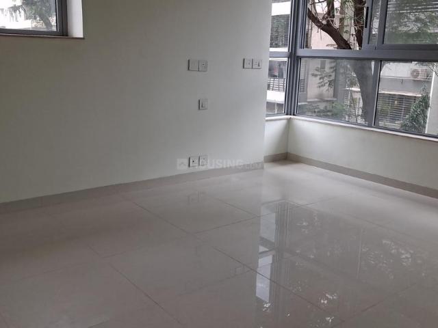 3 BHK Apartment in Kandivali East for resale Mumbai. The reference number is 20999693