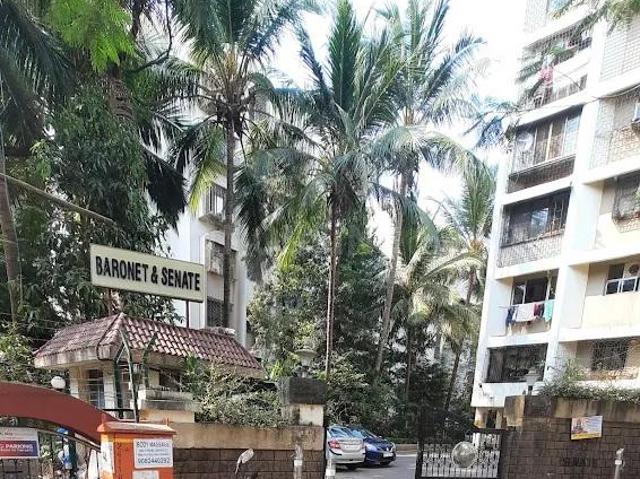 3 BHK Apartment in Kandivali East for resale Mumbai. The reference number is 20033418