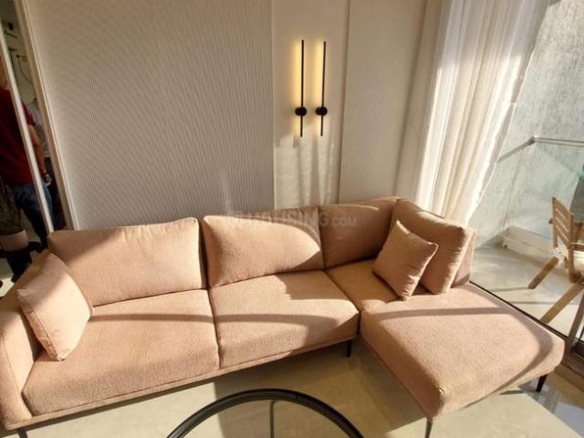 3 BHK Apartment in Kandivali East for resale Mumbai. The reference number is 20077468