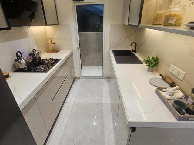 3 BHK Apartment in Kandivali East for resale Mumbai. The reference number is 20080396