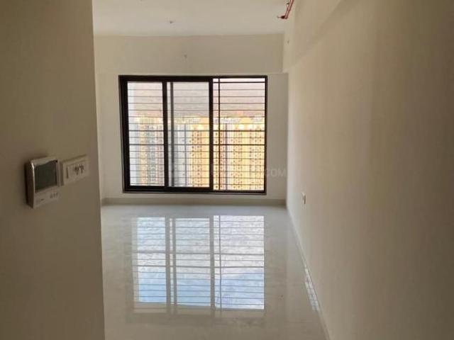 3 BHK Apartment in Kandivali East for resale Mumbai. The reference number is 20287343