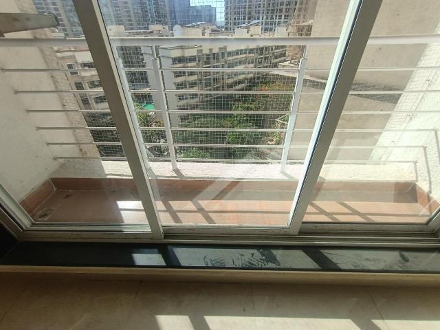 3 BHK Apartment in Kandivali East for resale Mumbai. The reference number is 20340434
