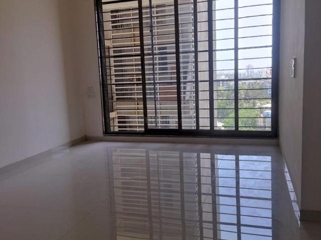 3 BHK Apartment in Kandivali West for rent Mumbai. The reference number is 17535415