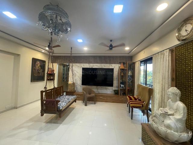 3 BHK Apartment in Kandivali West for rent Mumbai. The reference number is 20046719