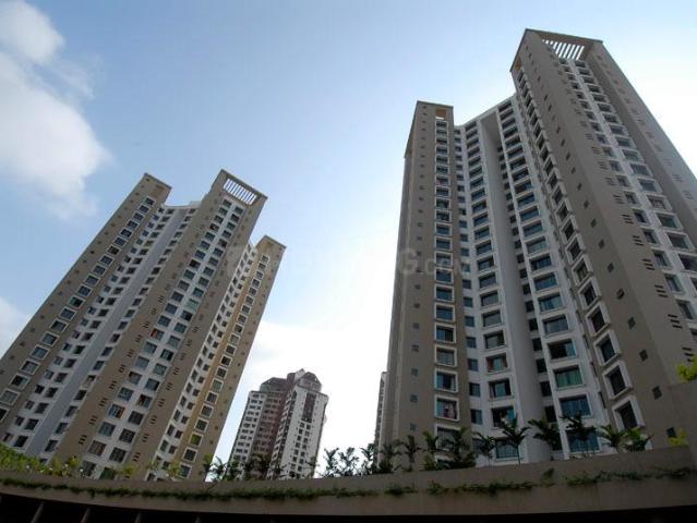 3 BHK Apartment in Kandivali West for rent Mumbai. The reference number is 20078703