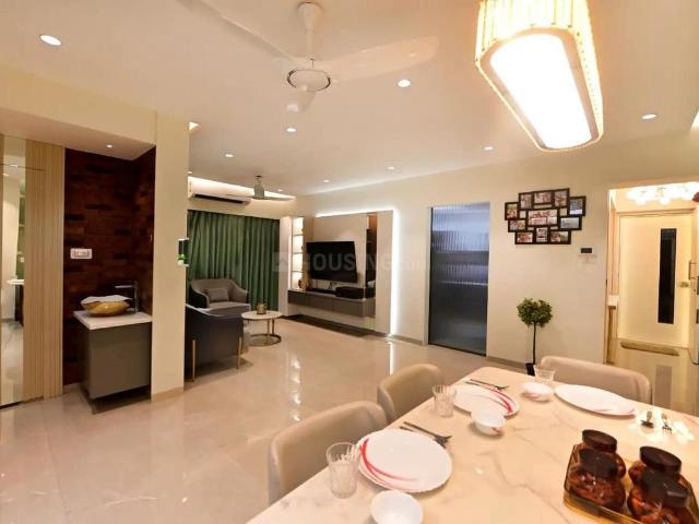 3 BHK Apartment in Kandivali West for resale Mumbai. The reference number is 18048328