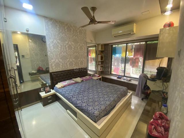 3 BHK Apartment in Kandivali West for resale Mumbai. The reference number is 20532876