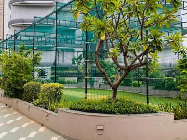 3 BHK Apartment in Kandivali West for resale Mumbai. The reference number is 20227856