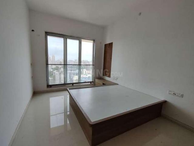 3 BHK Apartment in Kandivali West for resale Mumbai. The reference number is 20258211