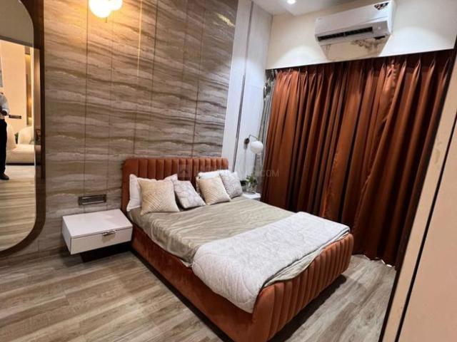 3 BHK Apartment in Kandivali West for resale Mumbai. The reference number is 20335060