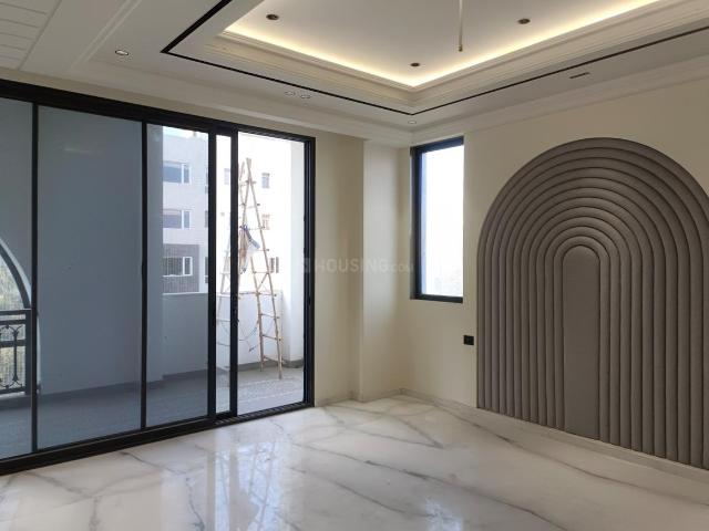 3 BHK Apartment in Karampura for rent New Delhi. The reference number is 19991905