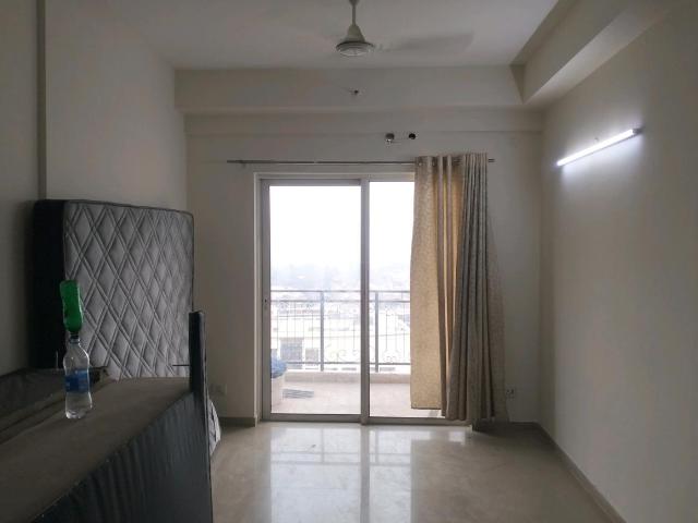 3 BHK Apartment in Karampura for resale New Delhi. The reference number is 20591330