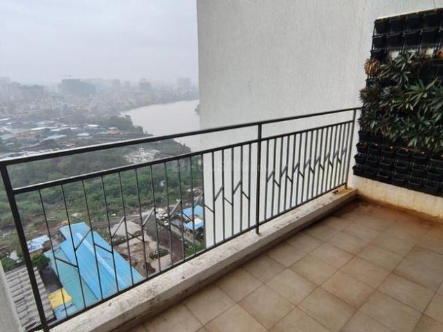 3 BHK Apartment in Mundhwa for rent Pune. The reference number is 20668303