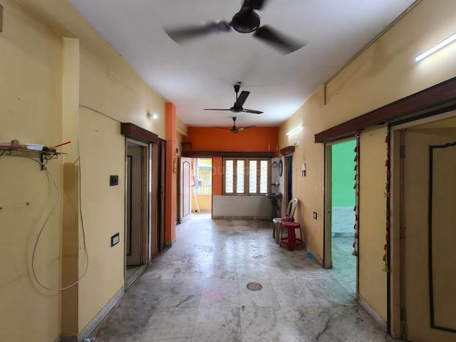 3 BHK Apartment in Keshtopur for rent Kolkata. The reference number is 20371119