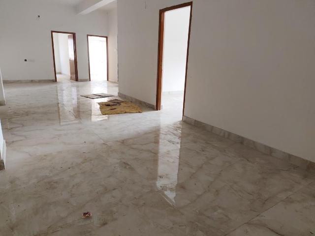 3 BHK Apartment in Keshtopur for resale Kolkata. The reference number is 20076301
