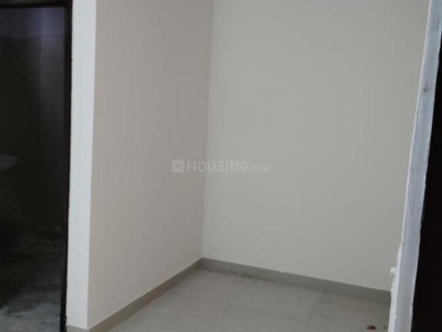 3 BHK Apartment in Khanpur for rent New Delhi. The reference number is 15792668