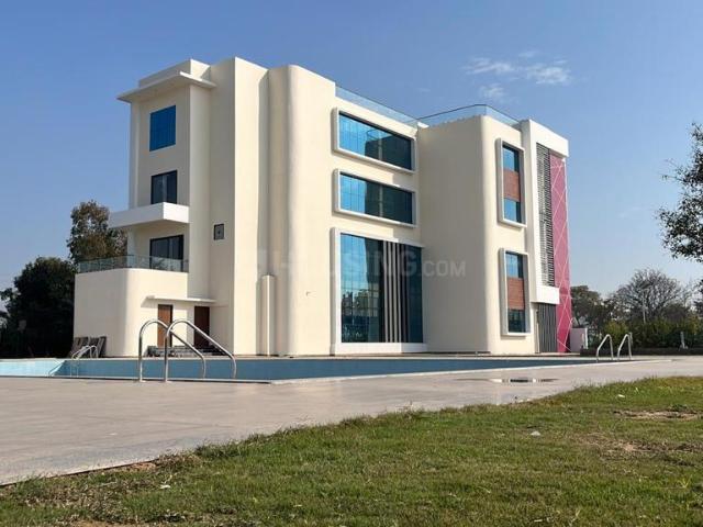 3 BHK Apartment in Khanpur for resale Mohali. The reference number is 19785720