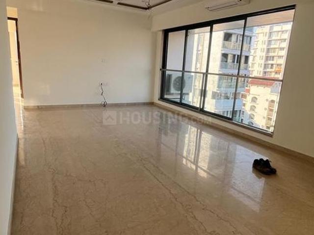 3 BHK Apartment in Khar West for rent Mumbai. The reference number is 19484453