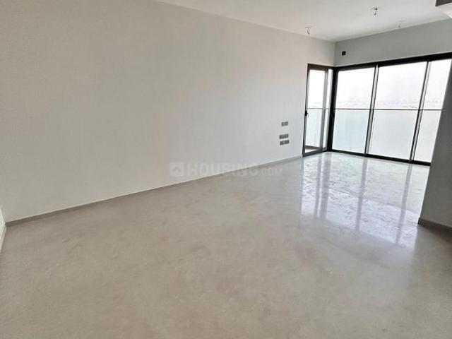 3 BHK Apartment in Khar West for rent Mumbai. The reference number is 19984695