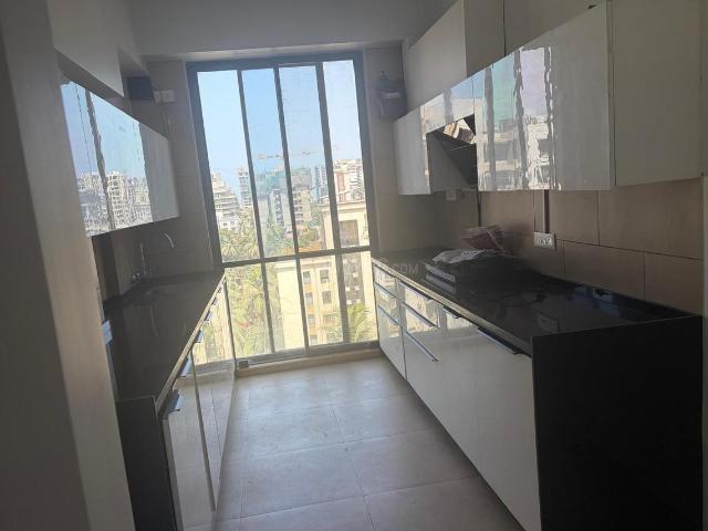 3 BHK Apartment in Khar West for rent Mumbai. The reference number is 20435075