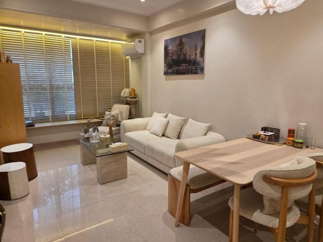 3 BHK Apartment in Khar West for rent Mumbai. The reference number is 20435290