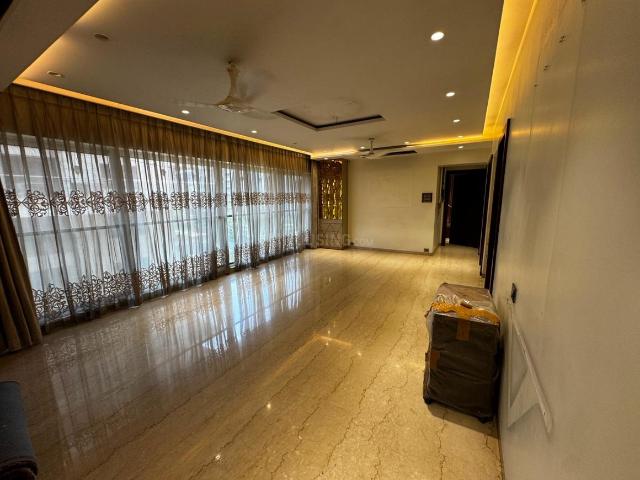 3 BHK Apartment in Khar West for rent Mumbai. The reference number is 20437083