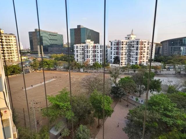 3 BHK Apartment in Kharadi for rent Pune. The reference number is 20765372