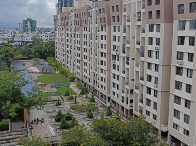 3 BHK Apartment in Kharadi for resale Pune. The reference number is 19649776