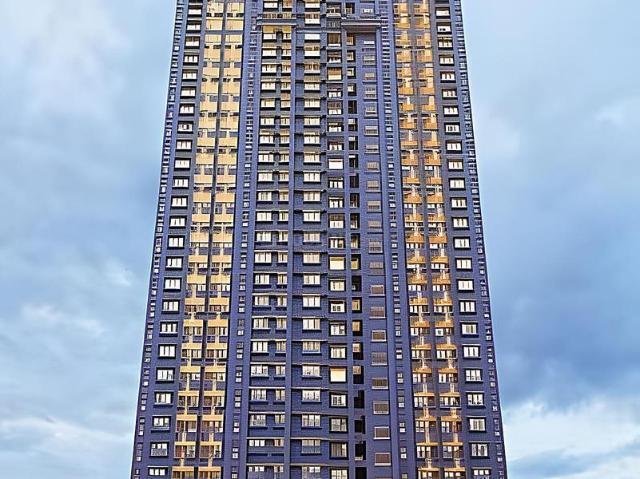 3 BHK Apartment in Kharghar for resale Navi Mumbai. The reference number is 21001099