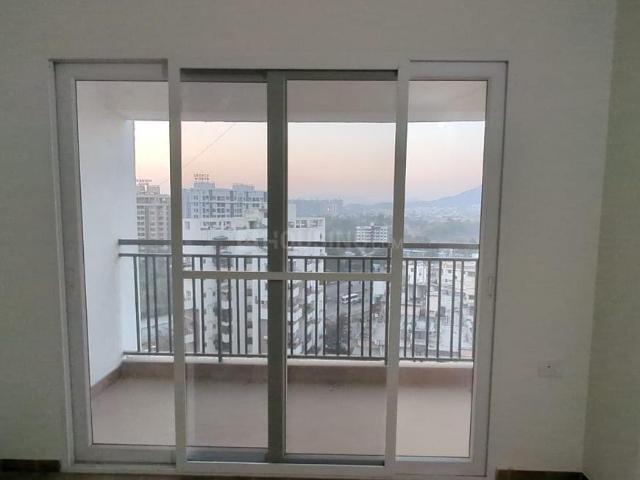 3 BHK Apartment in Kiwale for rent Pune. The reference number is 20348880
