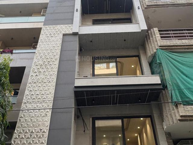 3 BHK Apartment in Kirti Nagar for resale New Delhi. The reference number is 20361457