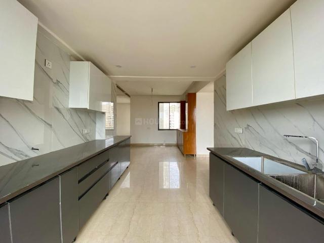 3 BHK Apartment in Kishanpura for resale Zirakpur. The reference number is 19871621