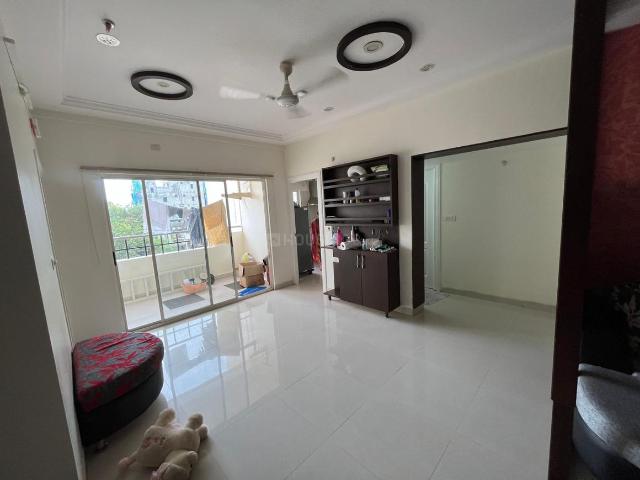 3 BHK Apartment in Kukatpally for rent Hyderabad. The reference number is 12187087