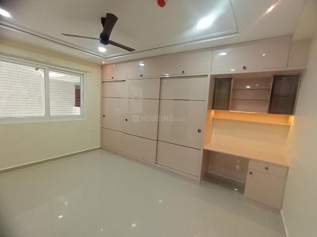 3 BHK Apartment in Kukatpally for rent Hyderabad. The reference number is 14459625