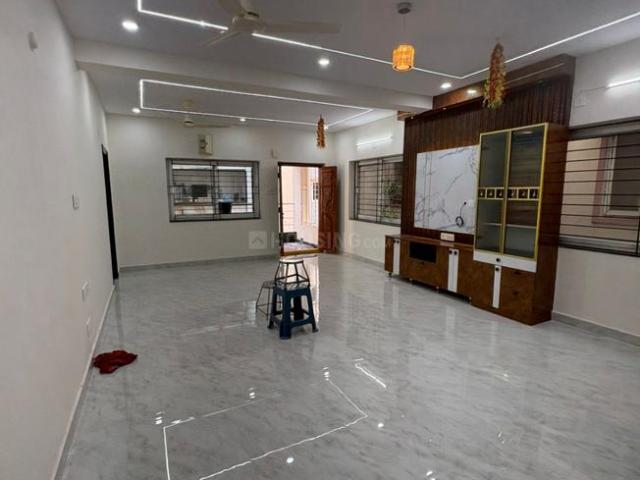 3 BHK Apartment in Kukatpally for rent Hyderabad. The reference number is 20094992