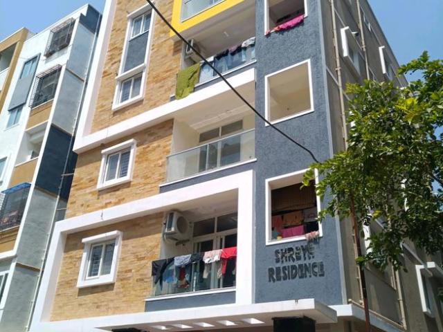 3 BHK Apartment in Kukatpally for resale Hyderabad. The reference number is 10896023