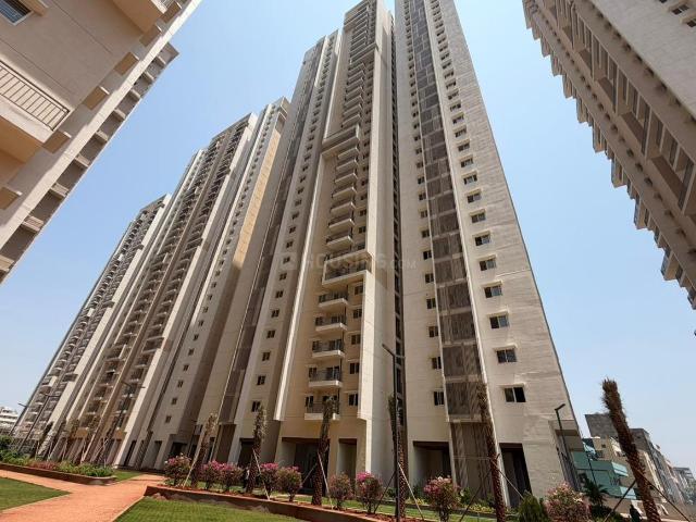 3 BHK Apartment in Kukatpally for resale Hyderabad. The reference number is 20576692