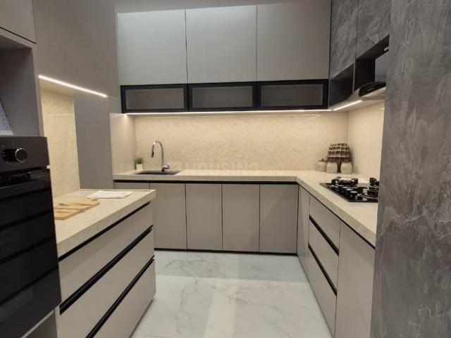 3 BHK Apartment in Kurla West for resale Mumbai. The reference number is 20360878
