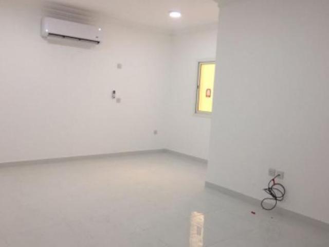 3 BHK Apartment in Hauz Khas for resale South Delhi. The reference number is 4023179