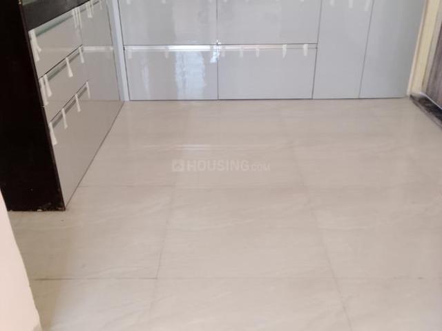 3 BHK Apartment in Hadapsar for rent Pune. The reference number is 18391564