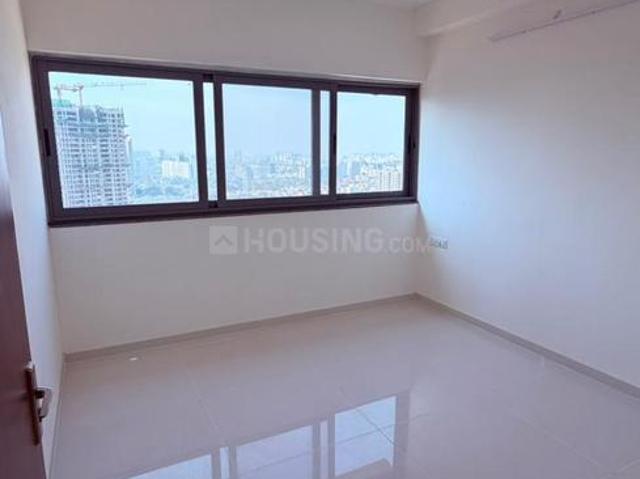 3 BHK Apartment in Hadapsar for rent Pune. The reference number is 19714628