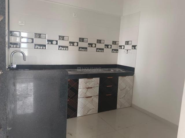 3 BHK Apartment in Hadapsar for rent Pune. The reference number is 20051521