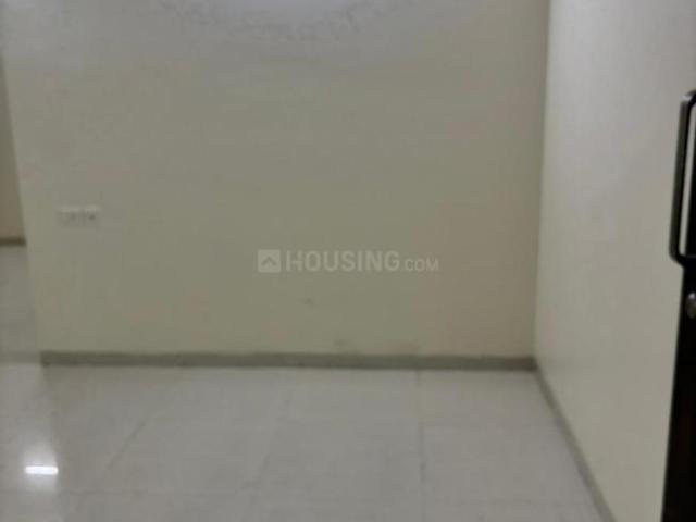 3 BHK Apartment in Hadapsar for rent Pune. The reference number is 20388384