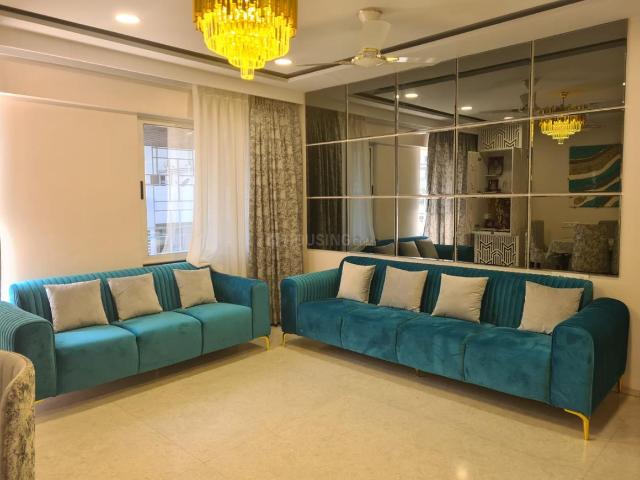 3 BHK Apartment in Hadapsar for rent Pune. The reference number is 20618634