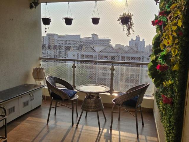 3 BHK Apartment in Hadapsar for resale Pune. The reference number is 19766427